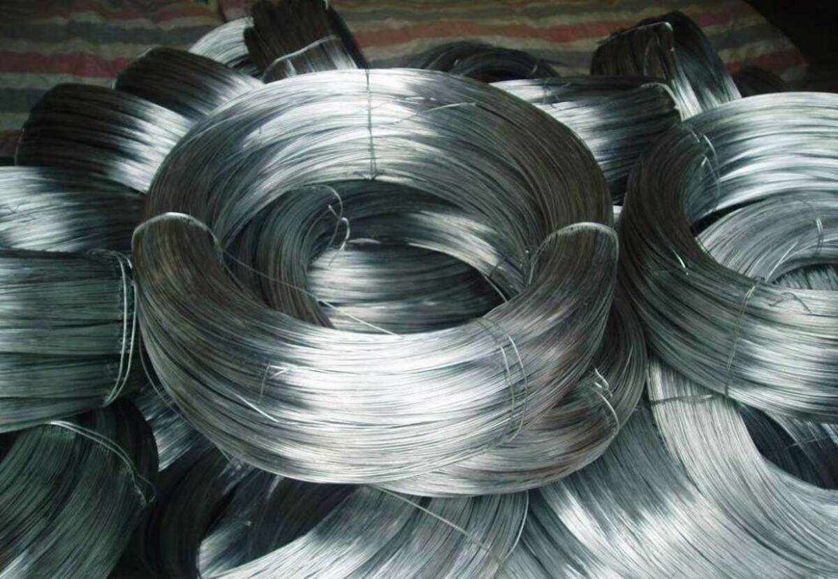 Galvanized steel strand coils